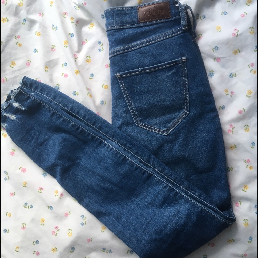 hollister blue jeans